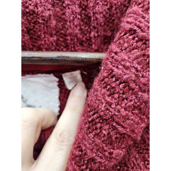 Thistle & Lavender Womens Cable Knit Sweater With Button Accents Red XL - Picture 4 of 5